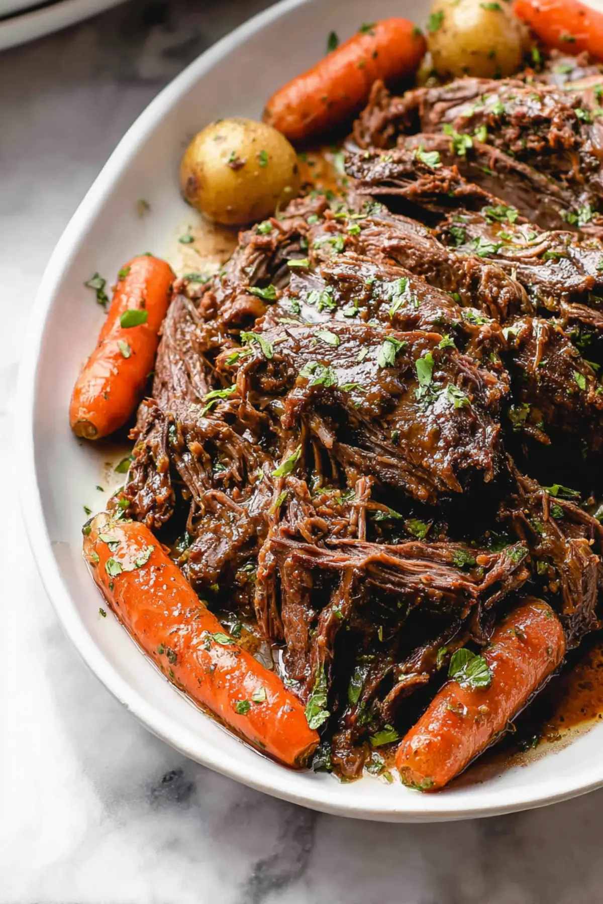 Ultimate Sunday Dinner: Slow Cooker Balsamic Pot Roast Perfection